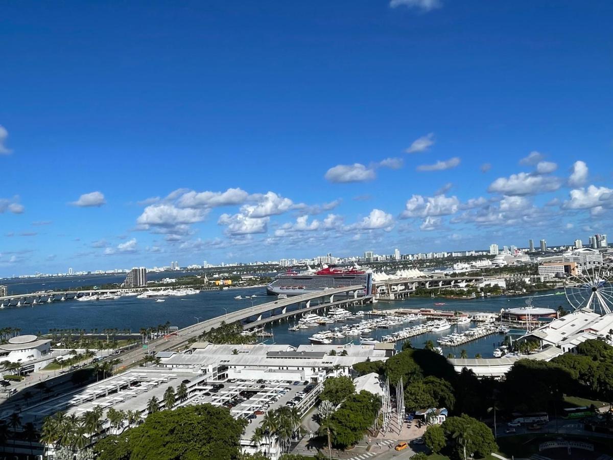マイアミBeautiful Downtown Ocean View.アパートメント エクステリア 写真